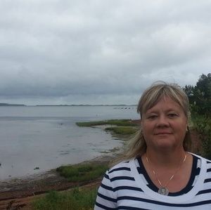 Meet your Posher, Marie-anne